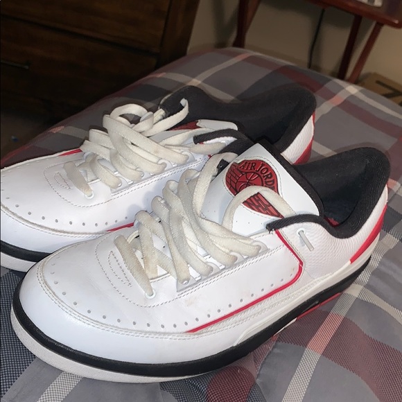 Air Jordan Low 2’s